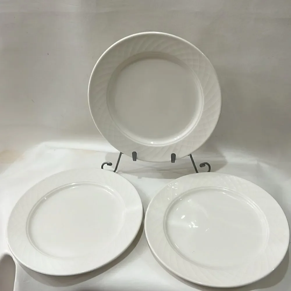 Villeroy & Boch White Plates Set Of 3 Luxambourg Made For Bellagio 9 1/4 Inches